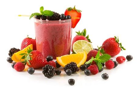 Obst- und Beerensaft zum schnellen Abnehmen.
