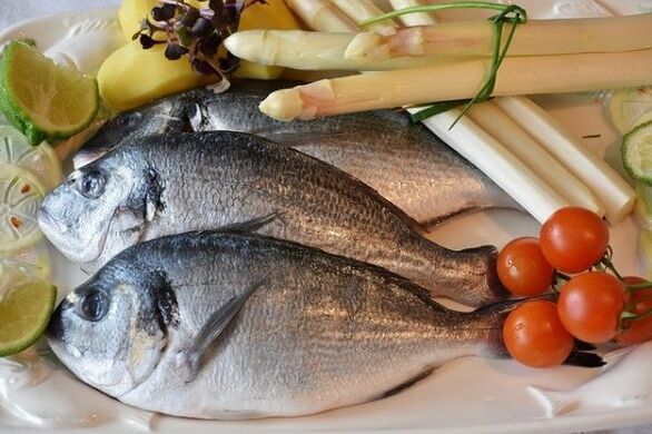 Fisch mit Gemüse zum Abnehmen